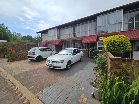 3 Bedroom Townhouse in Clubview