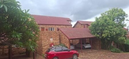 2 Bedroom Apartment in Zwartkop