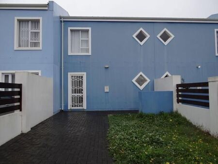 2 Bedroom House in Parsons Vlei