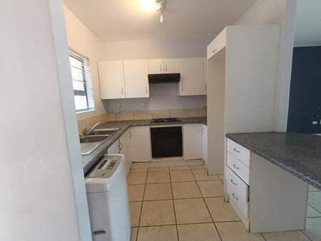 2 Bedroom Apartment in Nahoon Valley Park