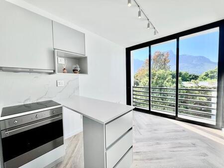 1 Bedroom Apartment in Claremont