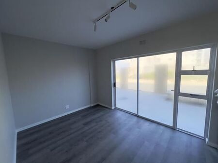 1 Bedroom Apartment in Muizenberg
