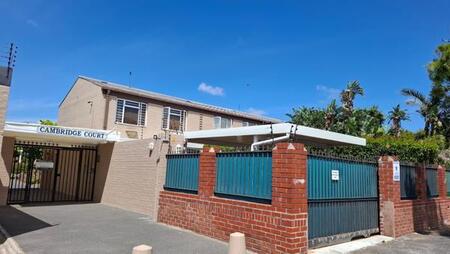 3 Bedroom Apartment in Milnerton Central