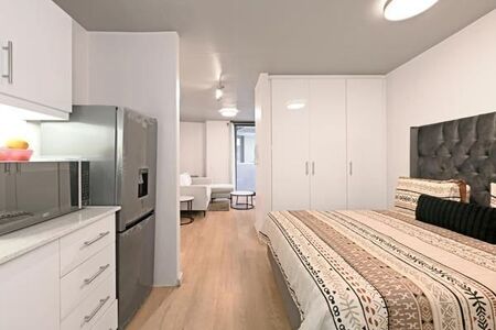 Studio Apartment in Observatory