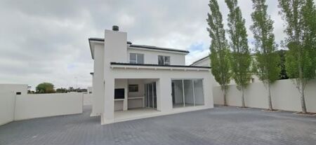 3 Bedroom House in Bracken Heights