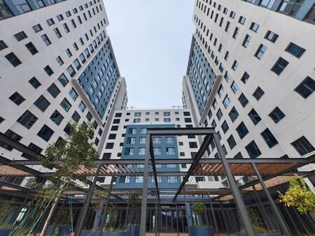 1 Bedroom Apartment in Foreshore