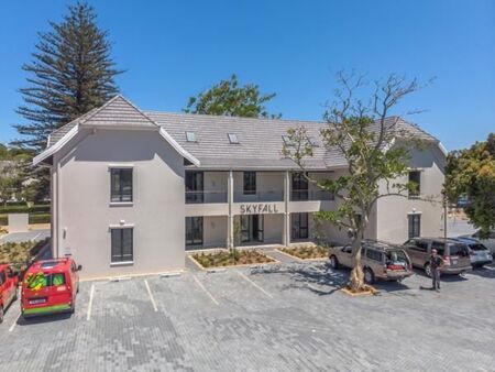 1 Bedroom Apartment in Paardevlei