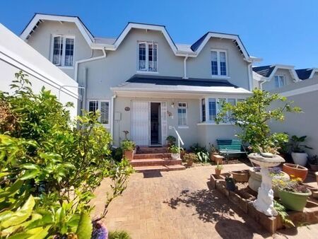 3 Bedroom House in Monte Sereno