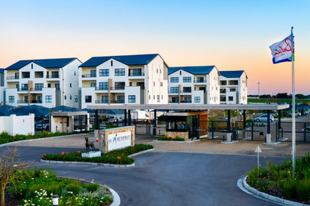 2 Bedroom Apartment in Somerset West Central