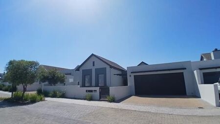 3 Bedroom House in Sitari