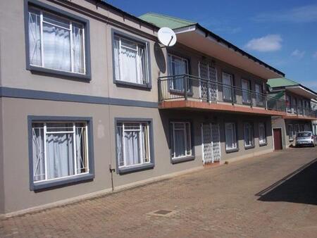 3 Bedroom Townhouse in Lydenburg