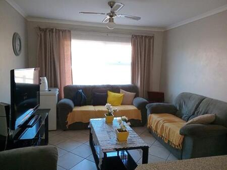 2 Bedroom Flat in Panorama