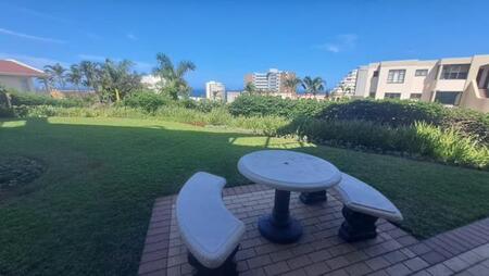 2 Bedroom Apartment in Umhlanga Rocks