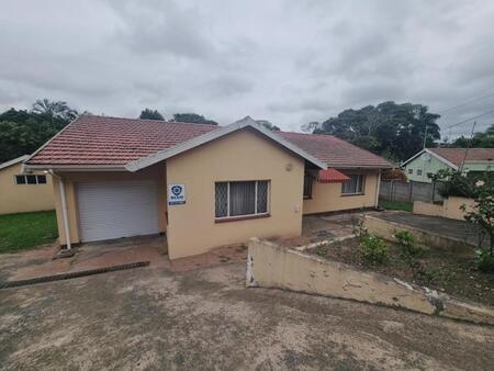 3 Bedroom House in Escombe