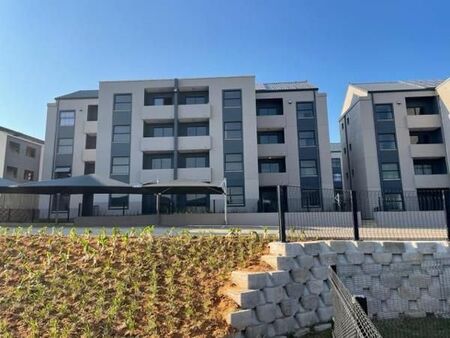 2 Bedroom Apartment in Athlone Park