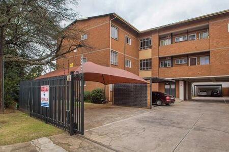 1 Bedroom Apartment in Witpoortjie