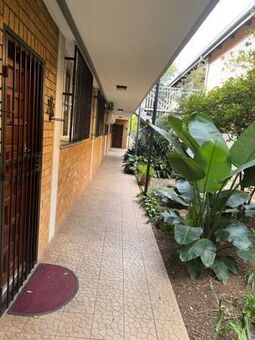 2 Bedroom Apartment in La Montagne