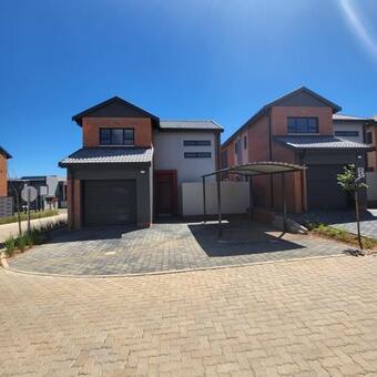 3 Bedroom House in Silverton