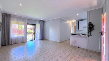 2 Bedroom Townhouse in Equestria