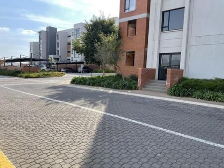 2 Bedroom Apartment in Waterkloof Ridge