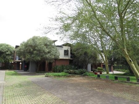 3 Bedroom Apartment in Menlo Park