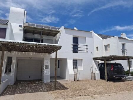 3 Bedroom House in Lampiesbaai