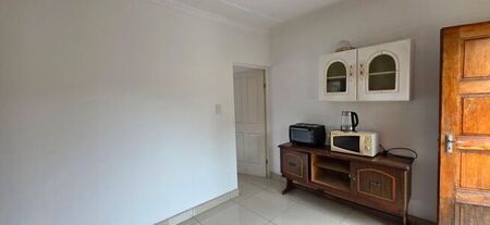1 Bedroom bachelor to rent in Dawnside, Stanger