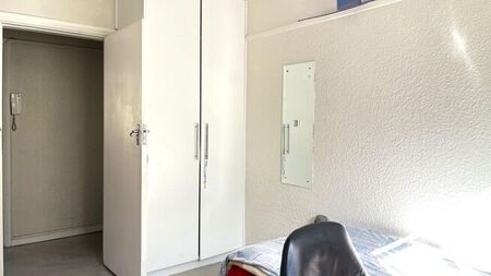 3 Bedroom apartment to rent in Rosebank, Cape Town