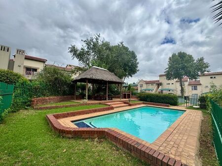 2 Bedroom apartment to rent in Bromhof, Randburg