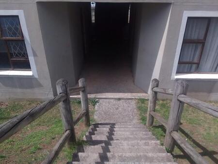 2 Bedroom Flat in Amalinda