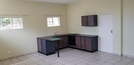 2 Bedroom Apartment in Sunnyside