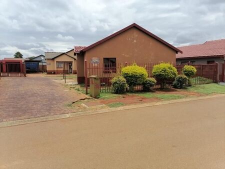 3 Bedroom House in The Orchards