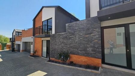 3 Bedroom Townhouse in Bryanston