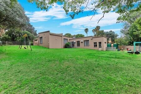 4 Bedroom House in Morningside Manor