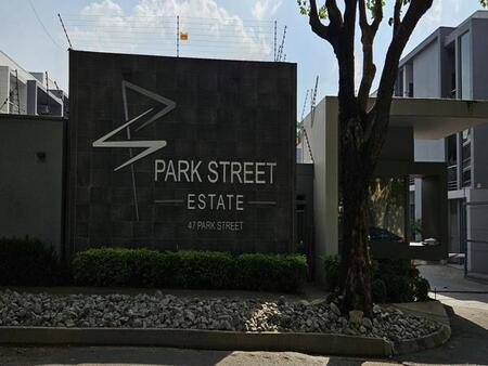 3 Bedroom Apartment in Oaklands