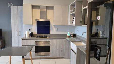 2 Bedroom Apartment in Rosebank