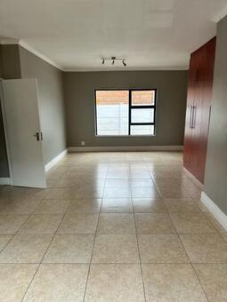 2 Bedroom Apartment in Lenasia