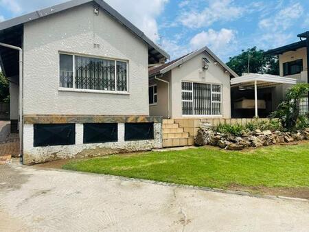 2.5 Bedroom House in Kew