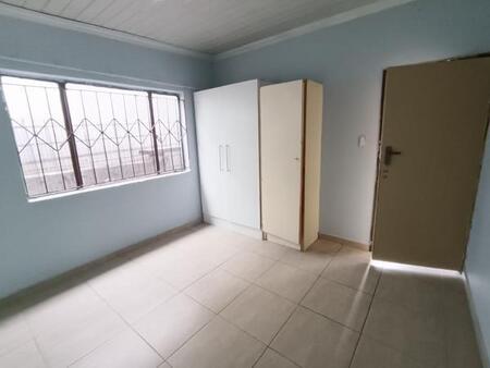 1 Bedroom House in Regents Park