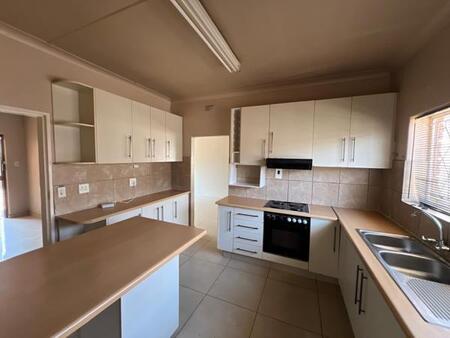 2 Bedroom House in Towerby