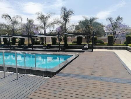 2 Bedroom Apartment in Broadacres