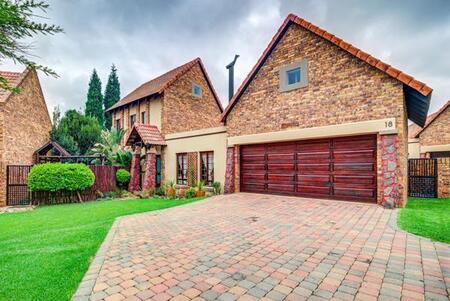 3 Bedroom Cluster in Glen Marais