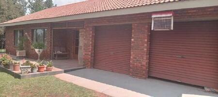 2 Bedroom House in Valley Settlements Ah