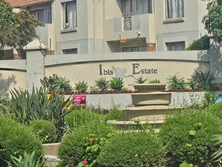 2 Bedroom Apartment in Esther Park