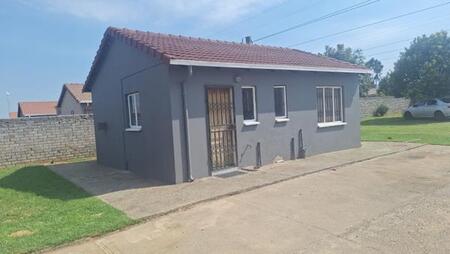 2 Bedroom House in Windmill Park