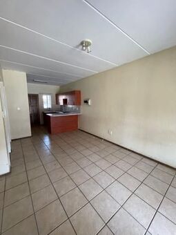 2 Bedroom Apartment in Comet