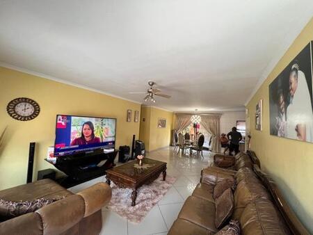 3 Bedroom Townhouse in New Redruth