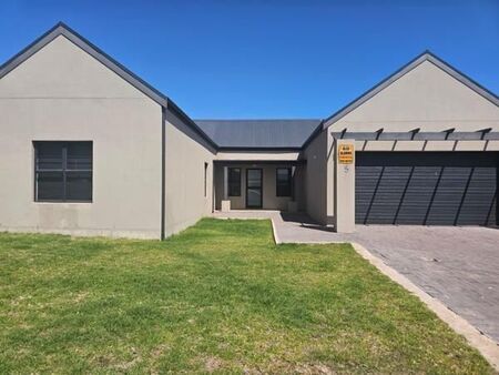 3 Bedroom House in Vredenburg