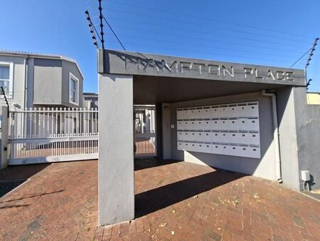 2 Bedroom Apartment in Claremont