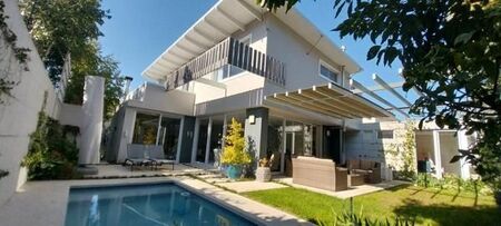 3 Bedroom House in Claremont